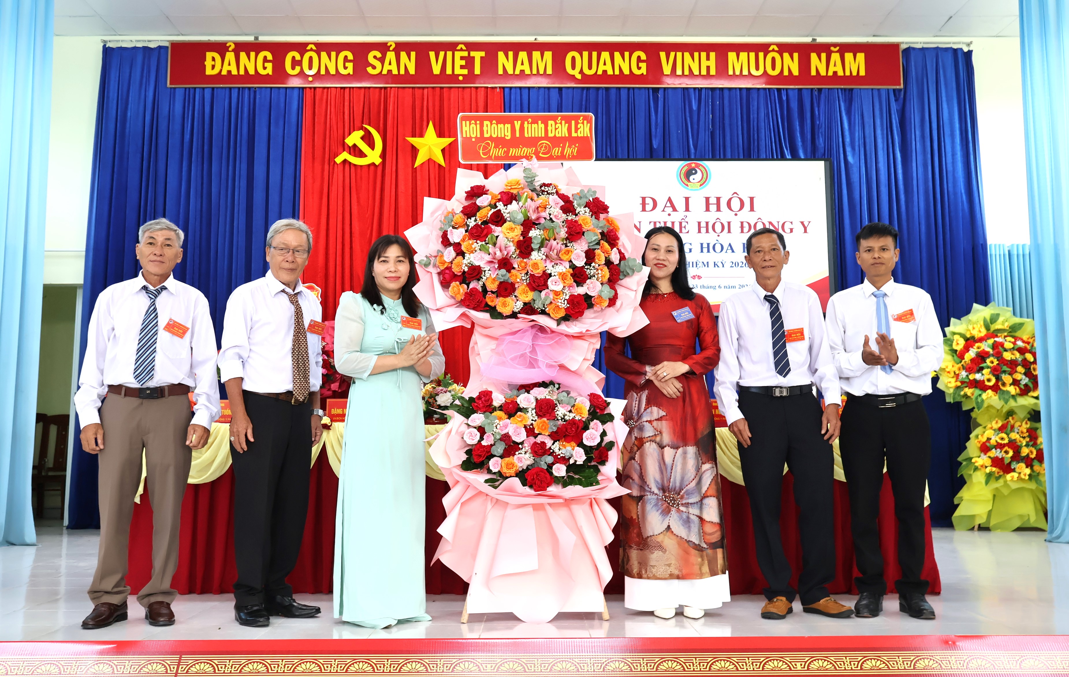 Đại hội Hội Đông y phường Hoà Hiệp lần thứ I
