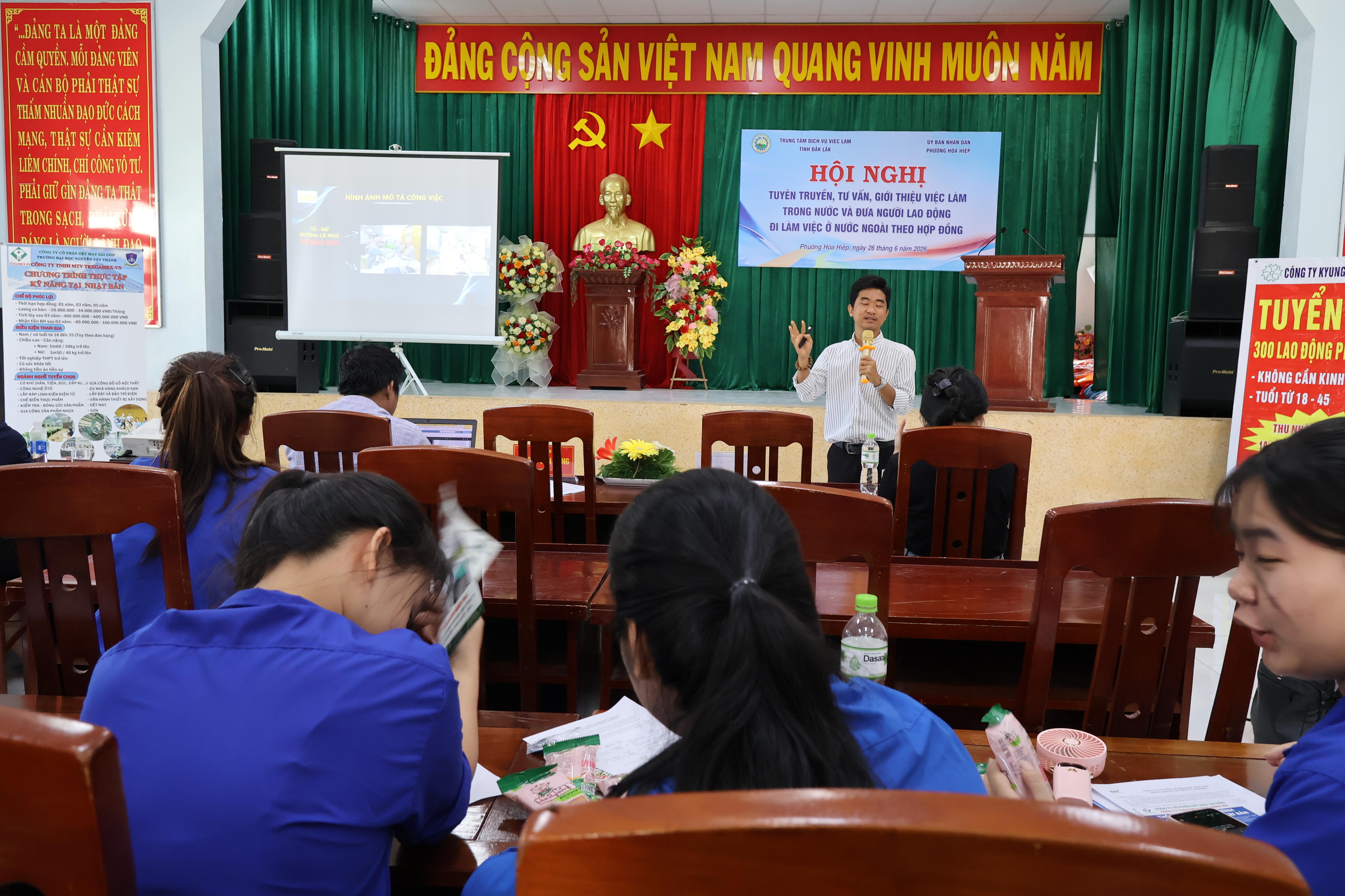 Tuyên truyền, tư vấn, giới thiệu việc làm cho hơn 100 người lao động phường Hoà Hiệp