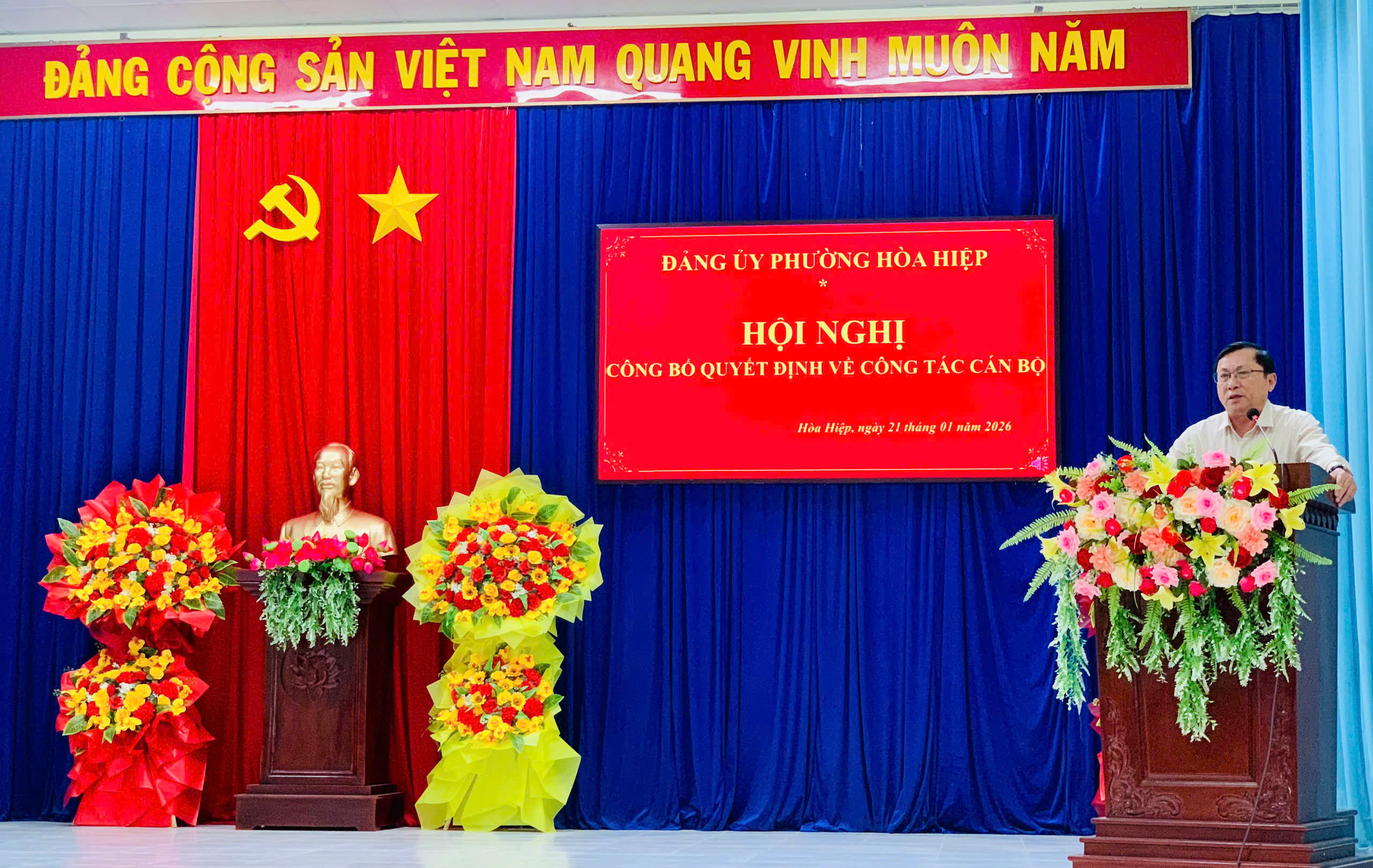 gen-h-z7452797030324_cd6d05d2a16ac3200a7d271e3b28a594