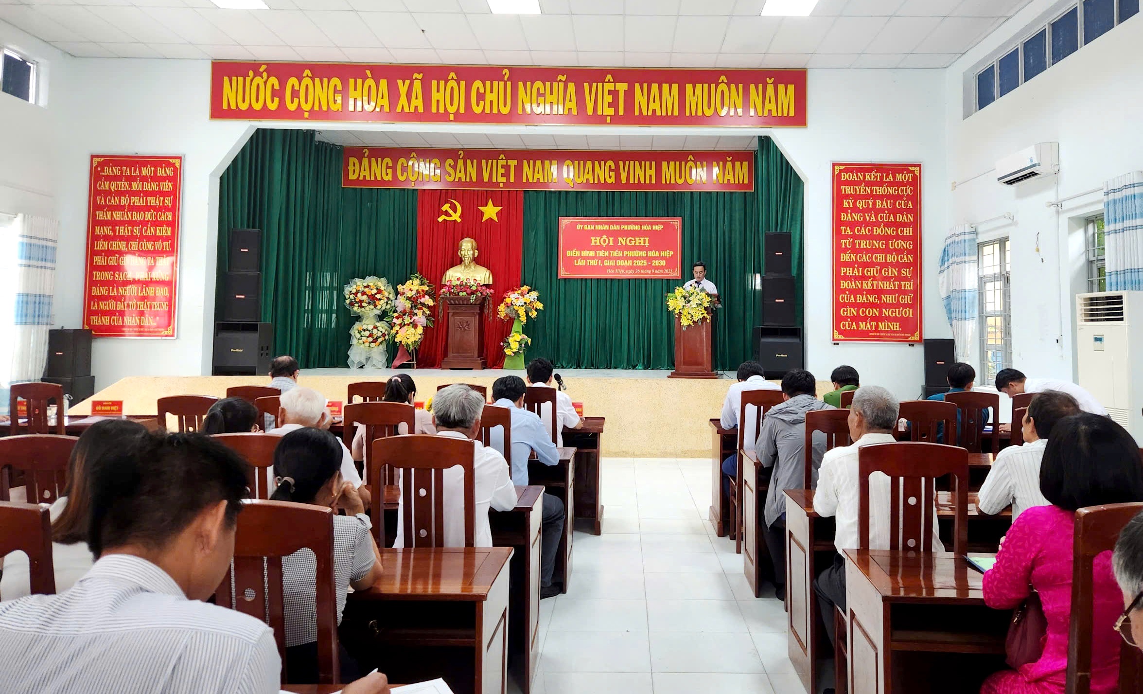 z7052658115659_e02192b5dfb2ec5e66ffd2df36165edf