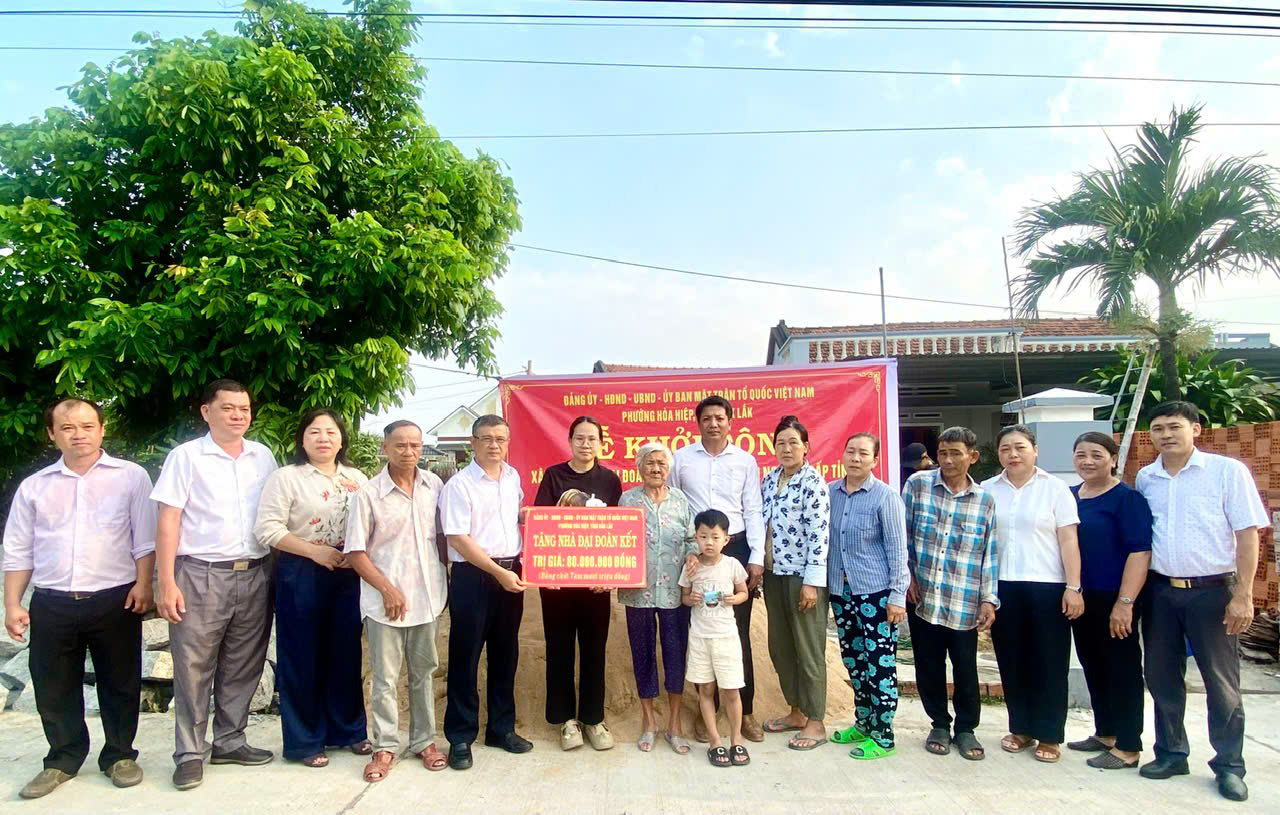 KHỞI CÔNG XÂY DỰNG NHÀ ĐẠI ĐOÀN KẾT – LAN TỎA YÊU THƯƠNG, GẮN KẾT CỘNG ĐỒNG