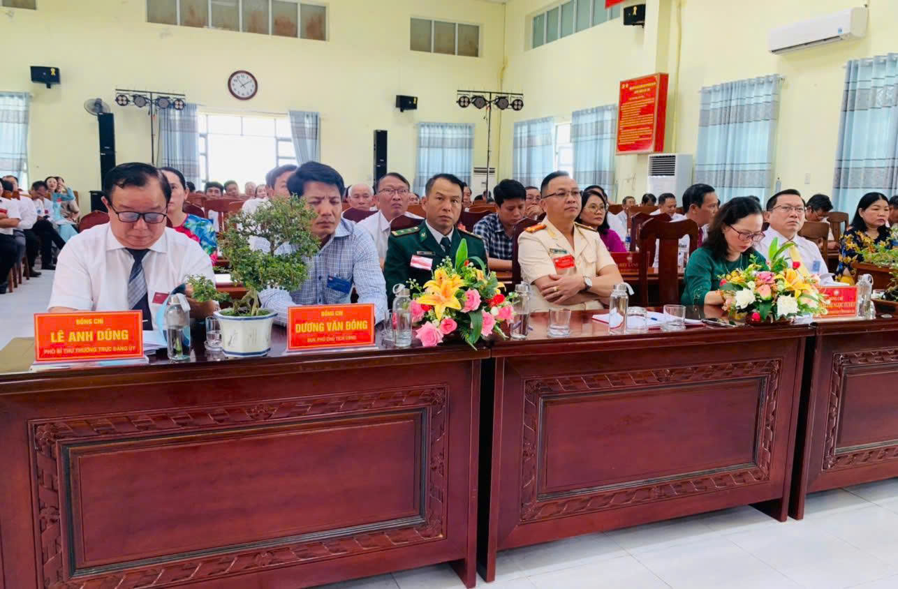 z7129917817403_518c23f25a97205f090006ccf1a63b53