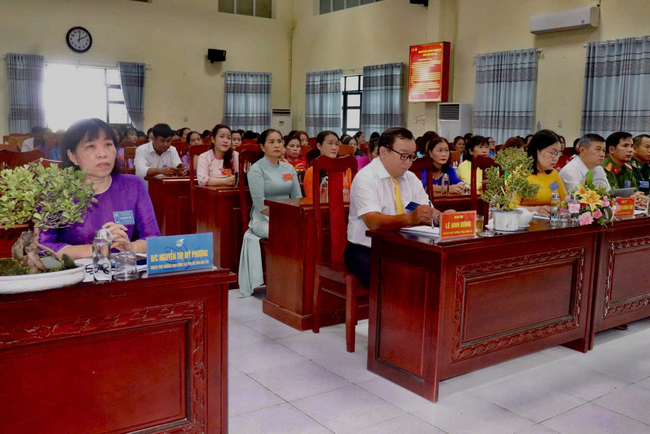 gen-h-z7142376432847_fda166e5eb625762774f3435aa0a9e21