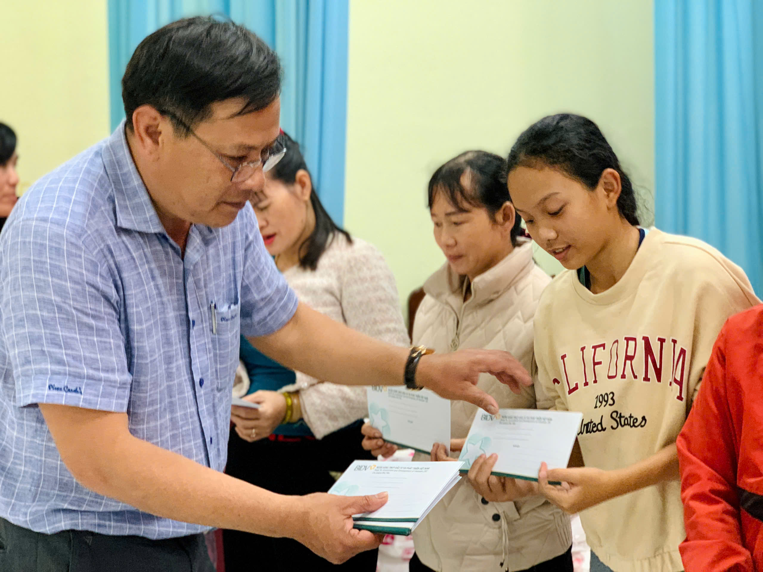 gen-h-z7525036298678-ef7f255031afdaa3d10158a6523365fa